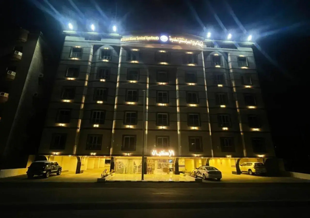 Red Waves suites