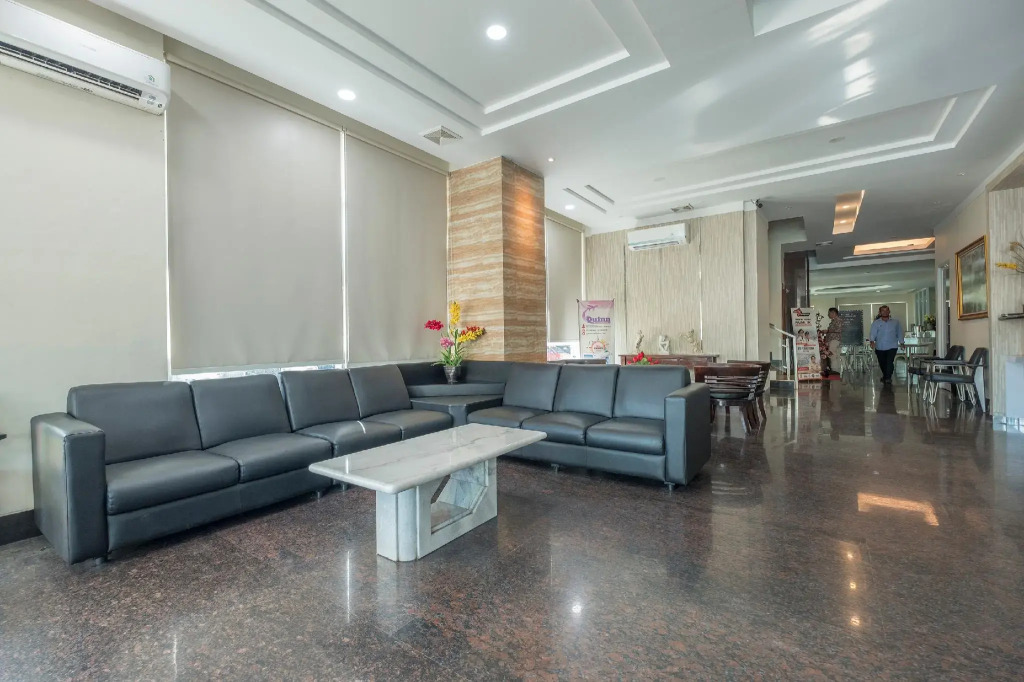 OYO 1114 Hotel Denpasar Makassar
