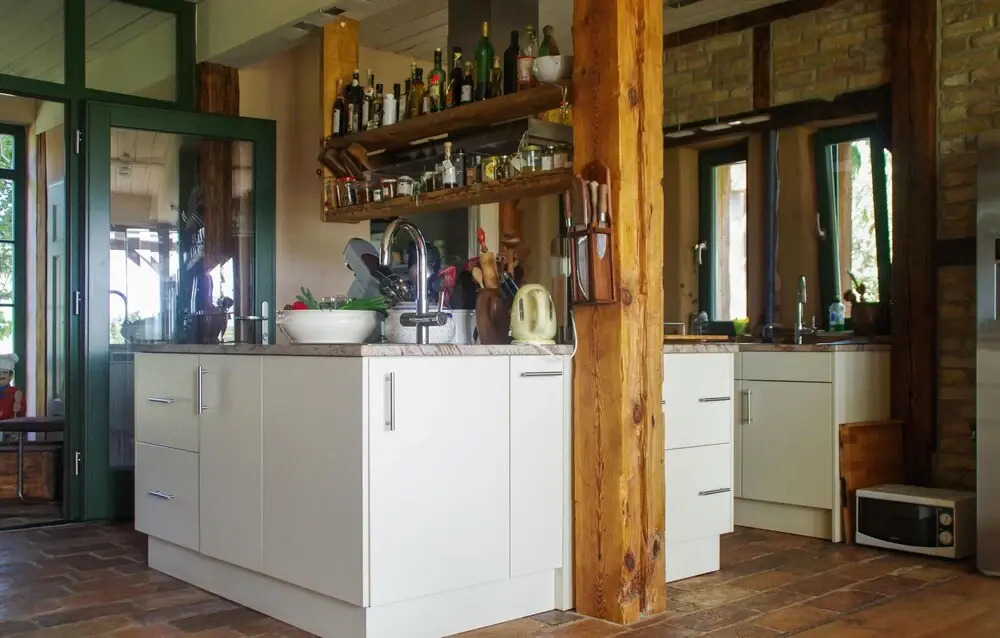 2 Bedroom Beach Front Home In Am Salzhaff