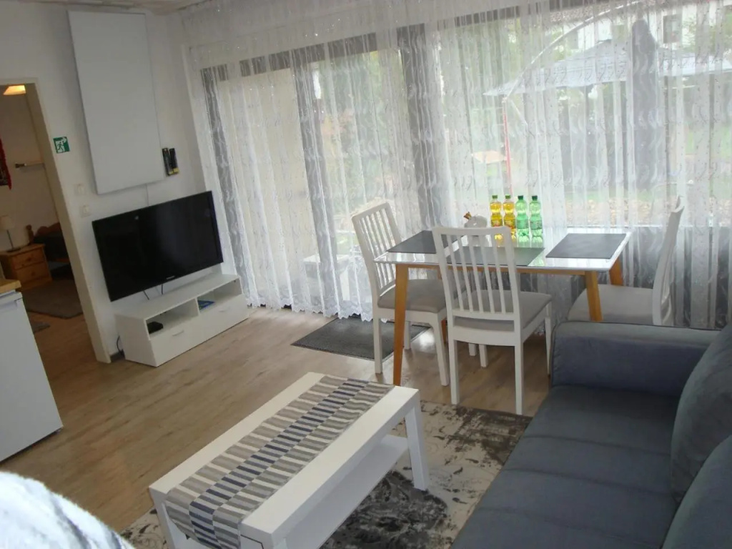 Tac Home 2-Zimmer Wohnung