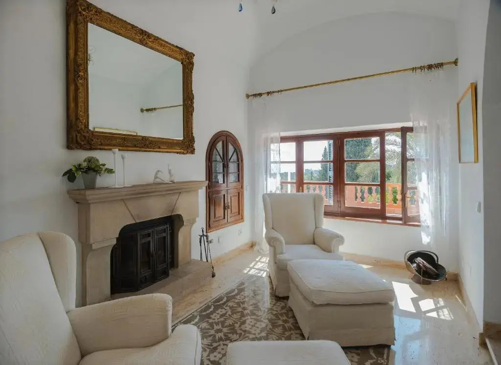 Luxury Villa for 16 people with seaview, pool and bbq