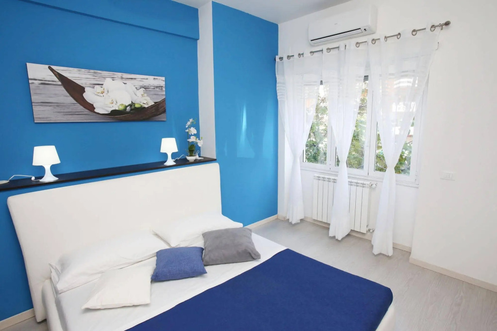 Iris Room