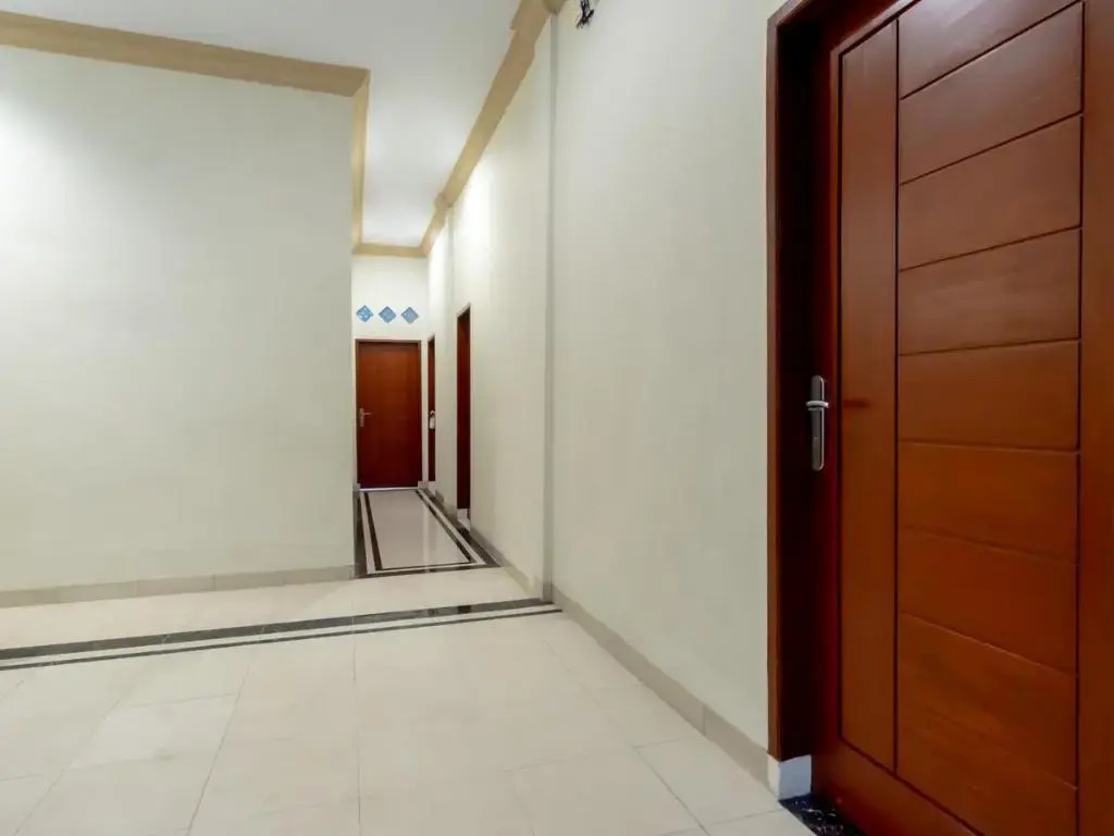 Capital O 1585 Ring Road Residence