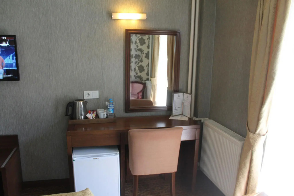 Rest Hotel