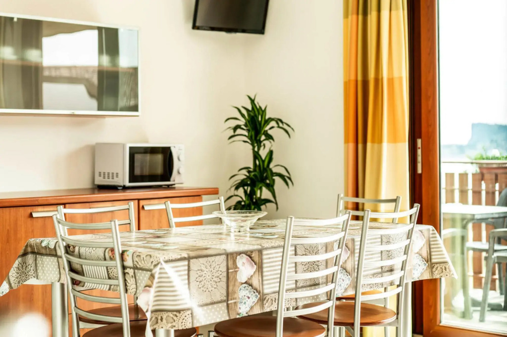 Apartment in Manerba with barbecue