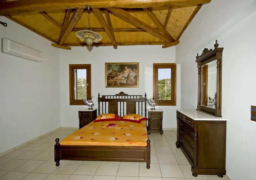 Villa Manolia