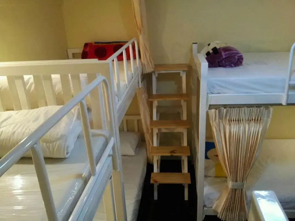 City Capsule Hostel