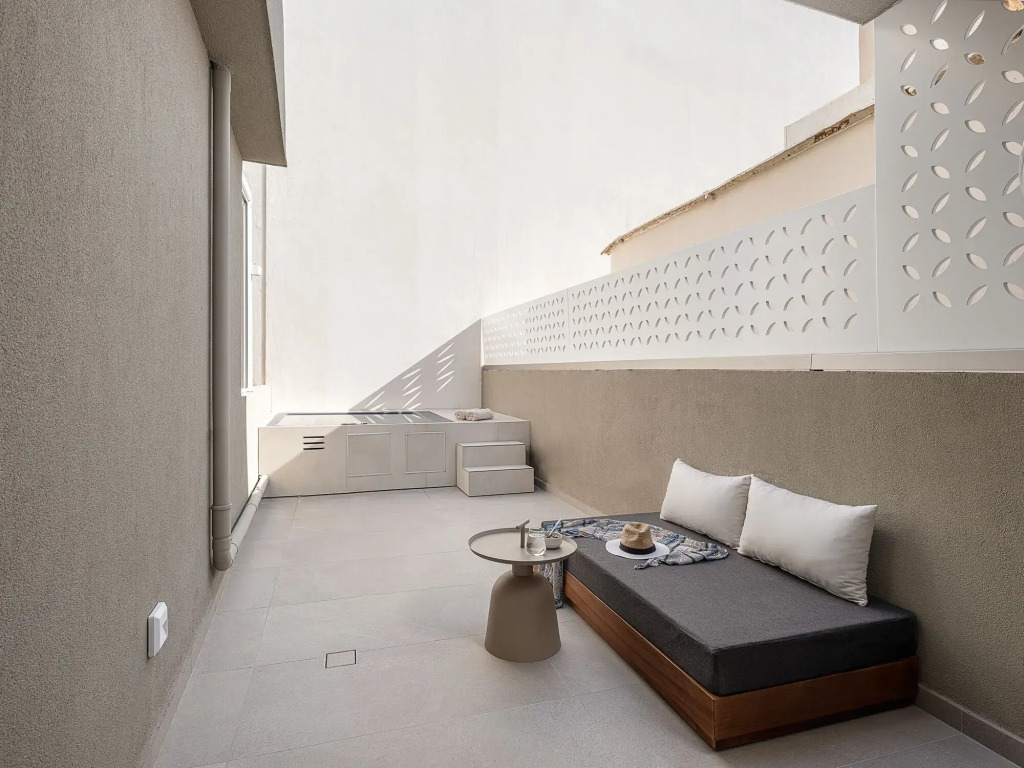 Iperion Beach Hotel
