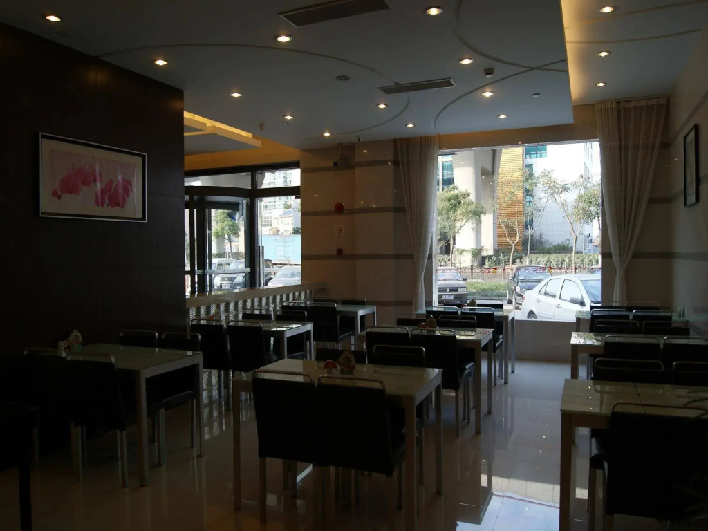 Jinjiang Inn Chuansha Huaxia Road East