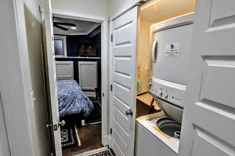 140 Twelfth South East #1079 2 Bedrooms 2 Bathrooms Apts