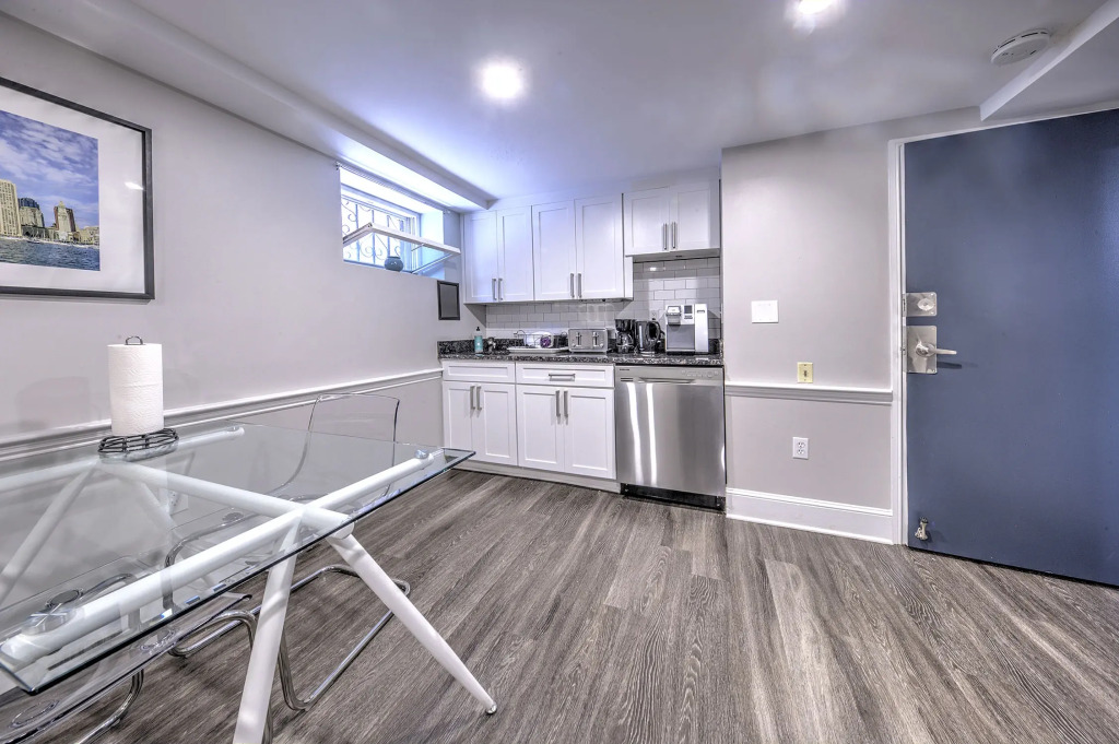 Awesome studio in South End with wifi and parking