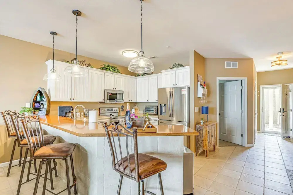 Osage Beach Condo Near Hiking & Shopping!