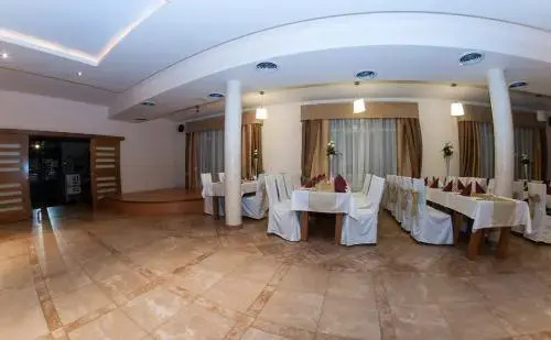 Hotel Marand