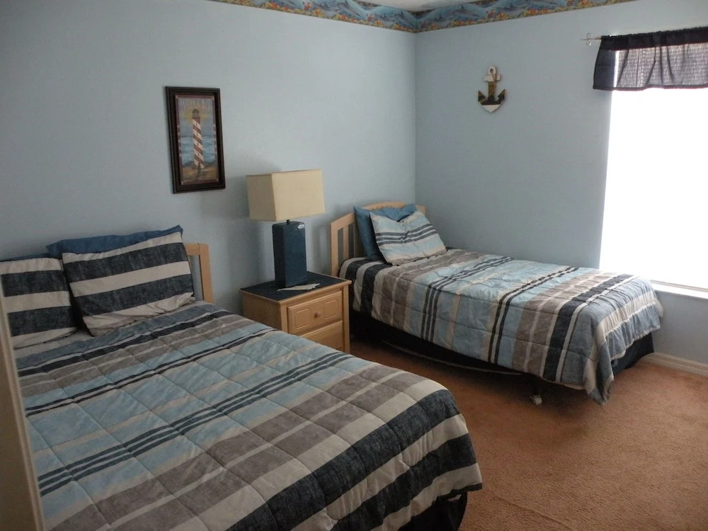 Lake View Villa- 5-bed Sleeps 10- Near Disney