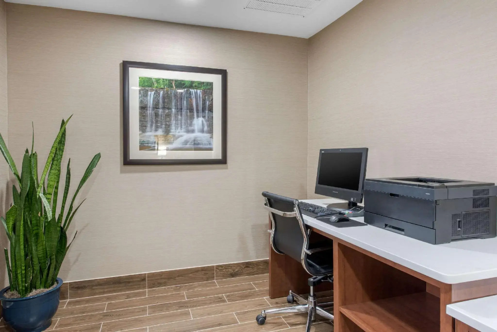 Comfort Suites Lafayette University Area