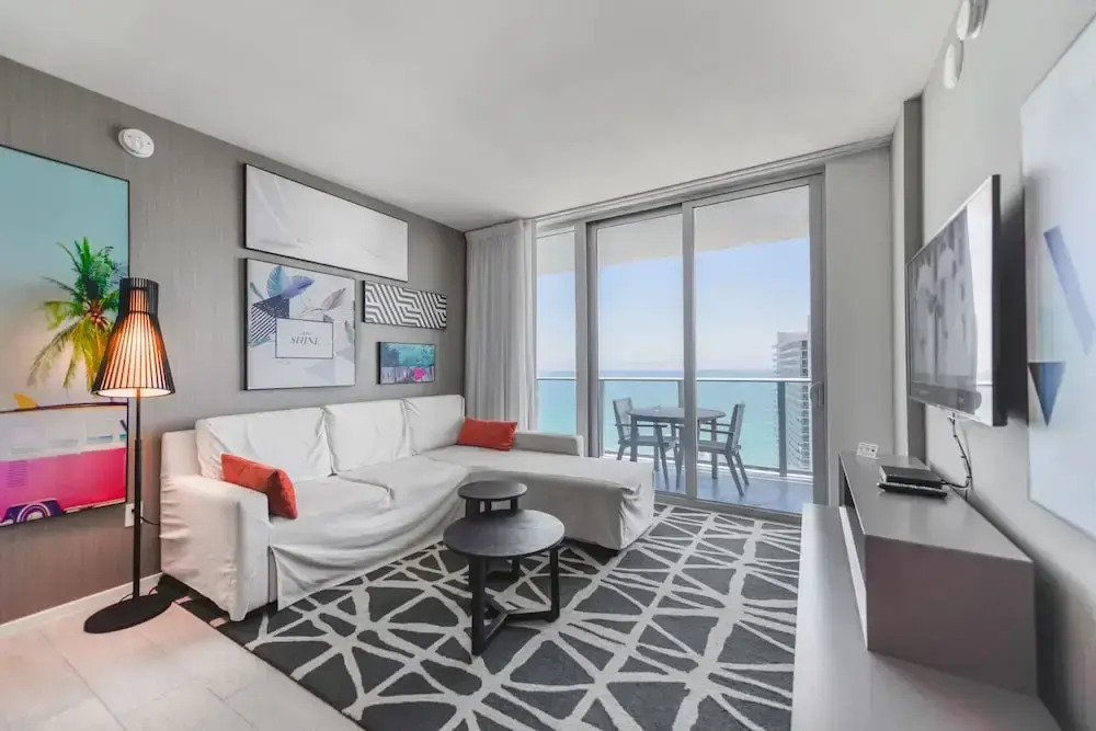 HYDE Beach House Apartments