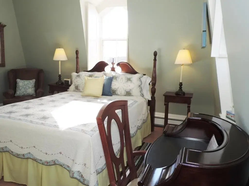 1880 Kaulbach House Historic Inn