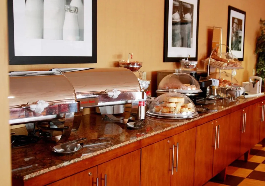 Hampton Inn Boston Logan Airport