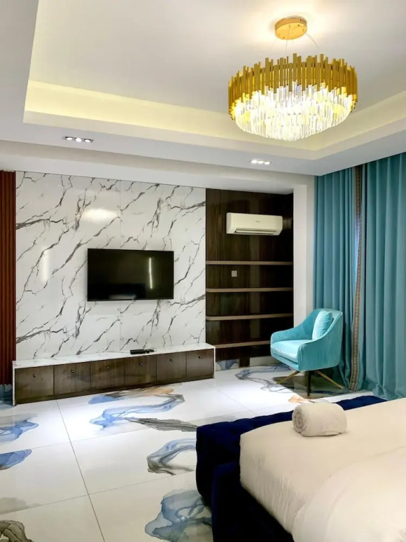 Sujimoto Residences