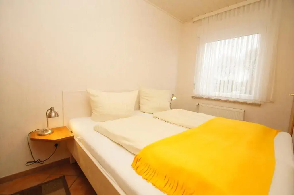 "Haus Stefanie" Bungalow -1
