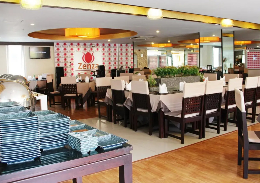 Maninarakorn Hotel