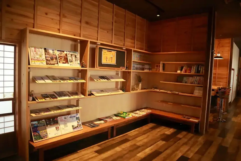 HOSTEL Co-EDO