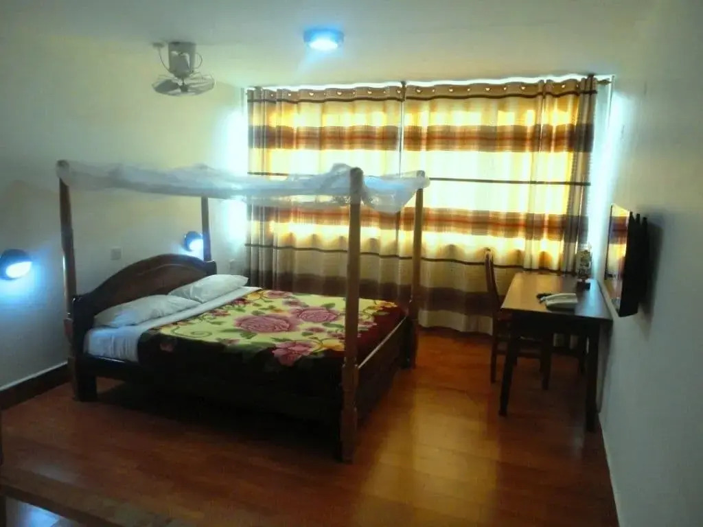 Entebbe Flight Motel
