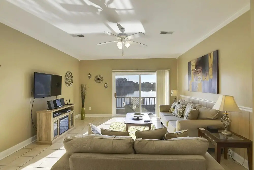 Carolina Waterfront Rentals - Arco - 3 Br townhouse by RedAwning