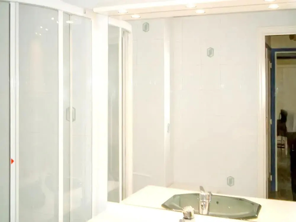 Apartment With one Bedroom in Villeneuve-loubet, With Wonderful sea Vi