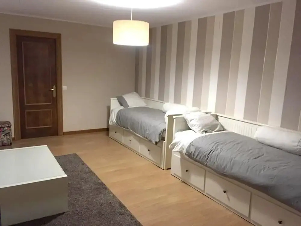 House with 5 Bedrooms in Llanes, with Furnished Terrace - 2 Km From the Beach