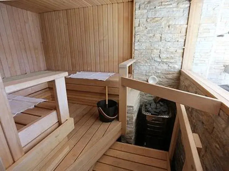 Villa Lövkulla with Sauna