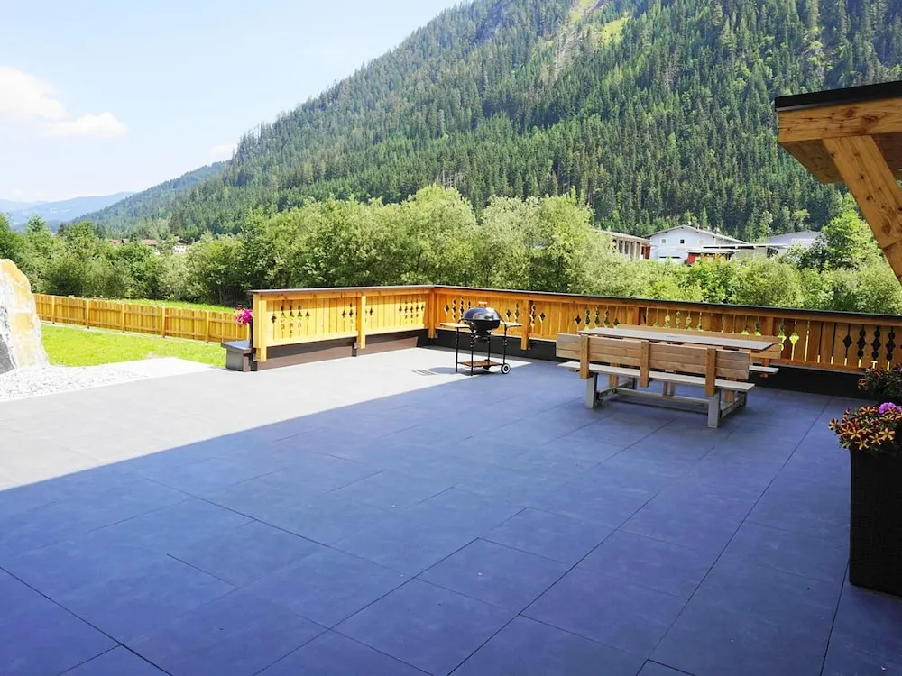 Apartment in Flachau With Mountain Views