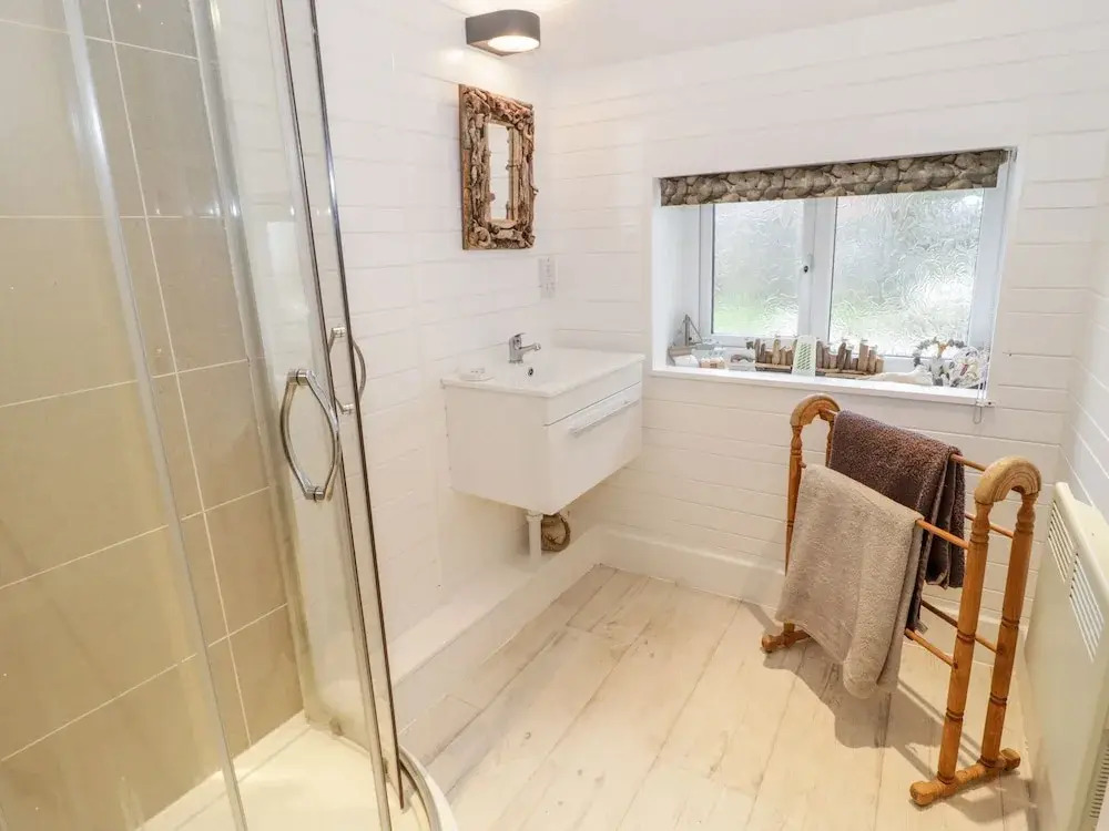 Bron Heulog Cottage