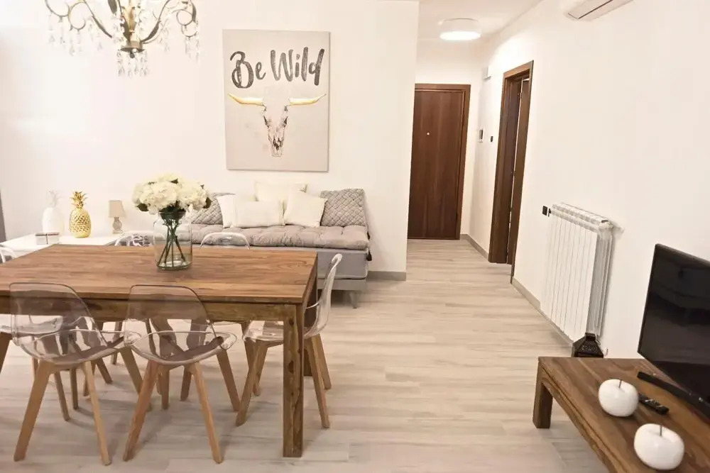 Vatican Luxury 2BD 2BA - Vatican Luxury Rizzo