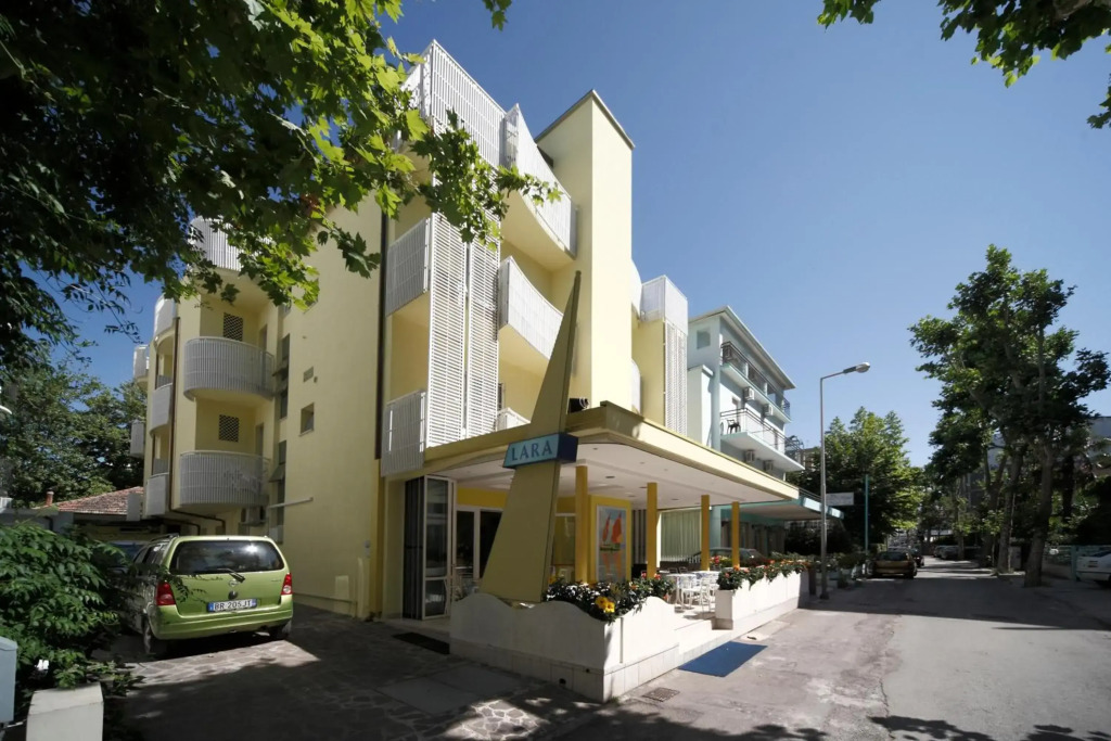 Hotel Lara