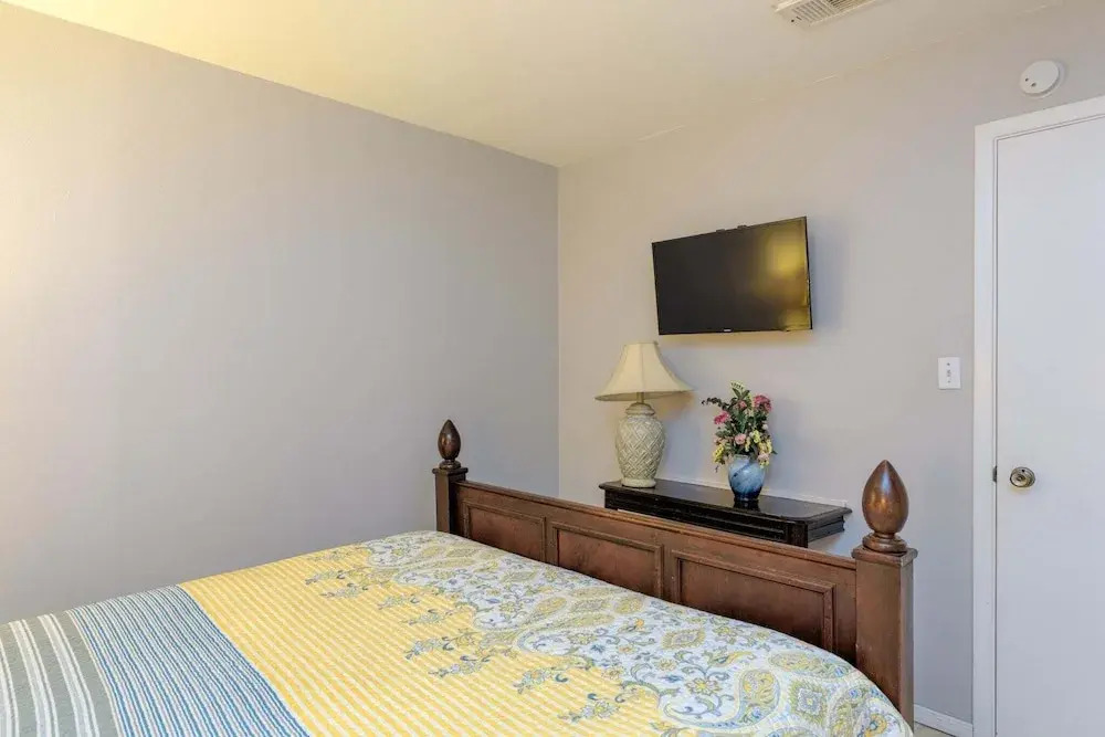 Beachfront 3br Condo With Pools And Beach Access 3 Bedroom Condo