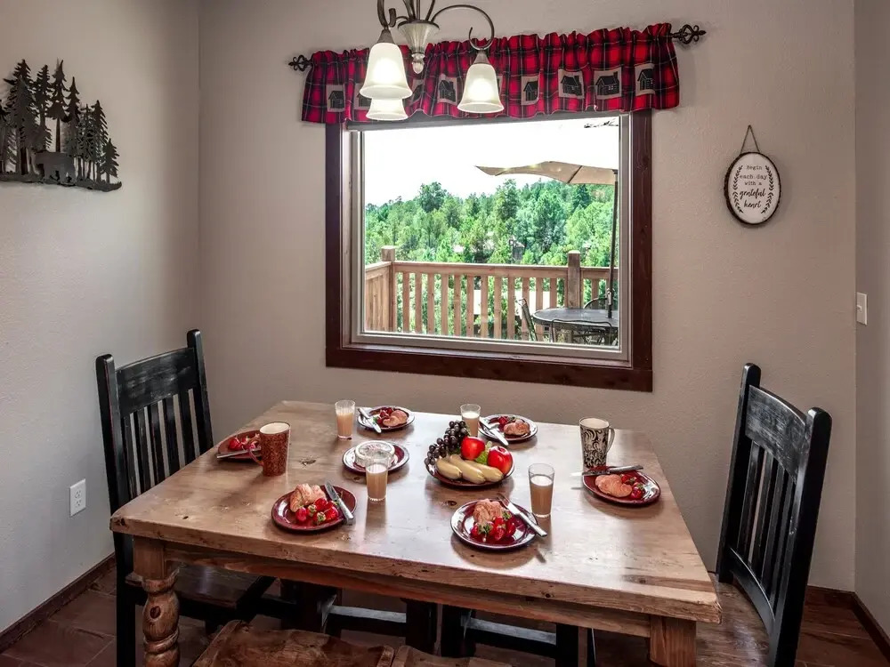 413crestviewmtncb - Crest View