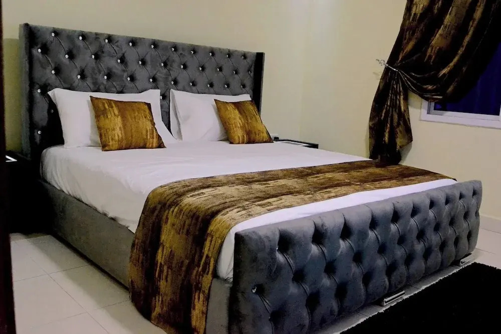 Janhas Senegambia Villa rental 3 with free wi-fi