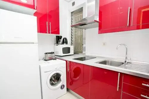 Ro Lively and bright apartment next to Blai st