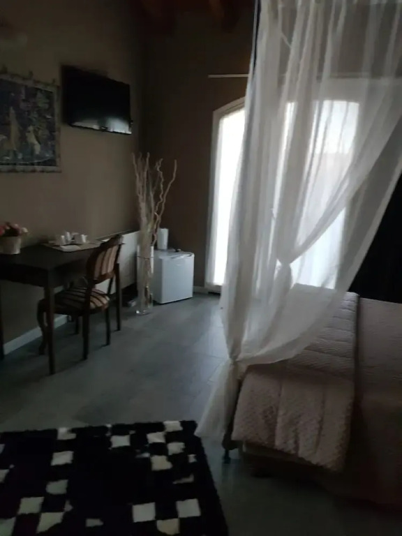 B&B Commanderia