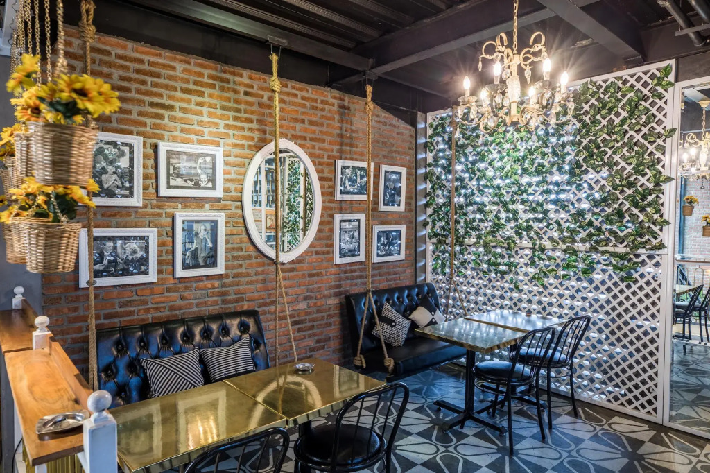 Summerbird - Bed and Brasserie