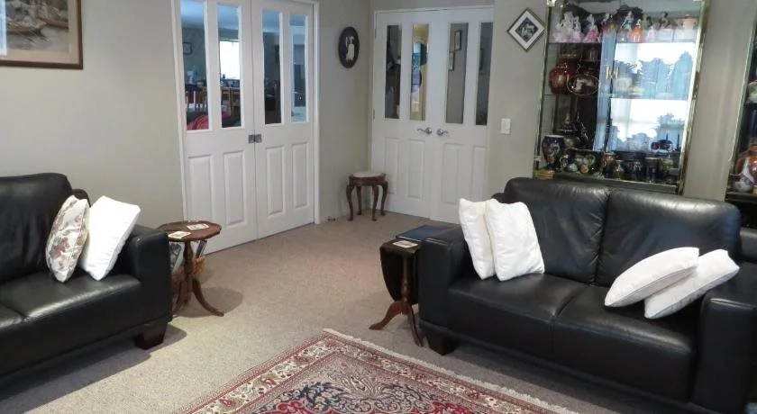 Airport Stableford Bed  Breakfast