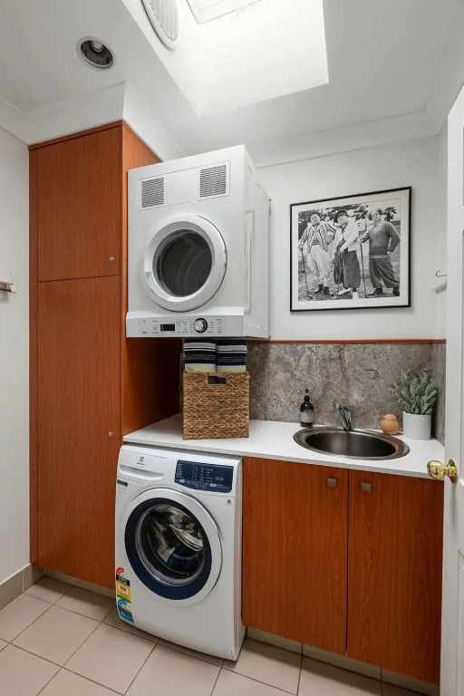 Montipora Unit 3 - In the heart of Airlie, wi-fi and Netflix