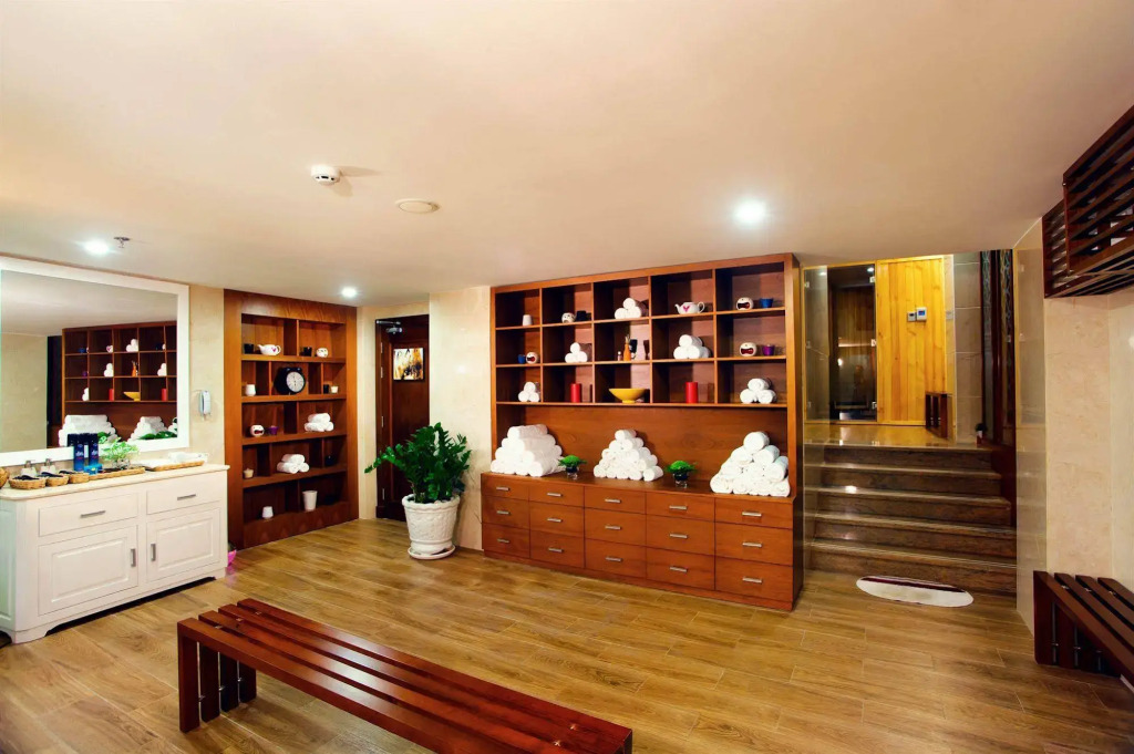 Nhat Ha L’Opera Hotel
