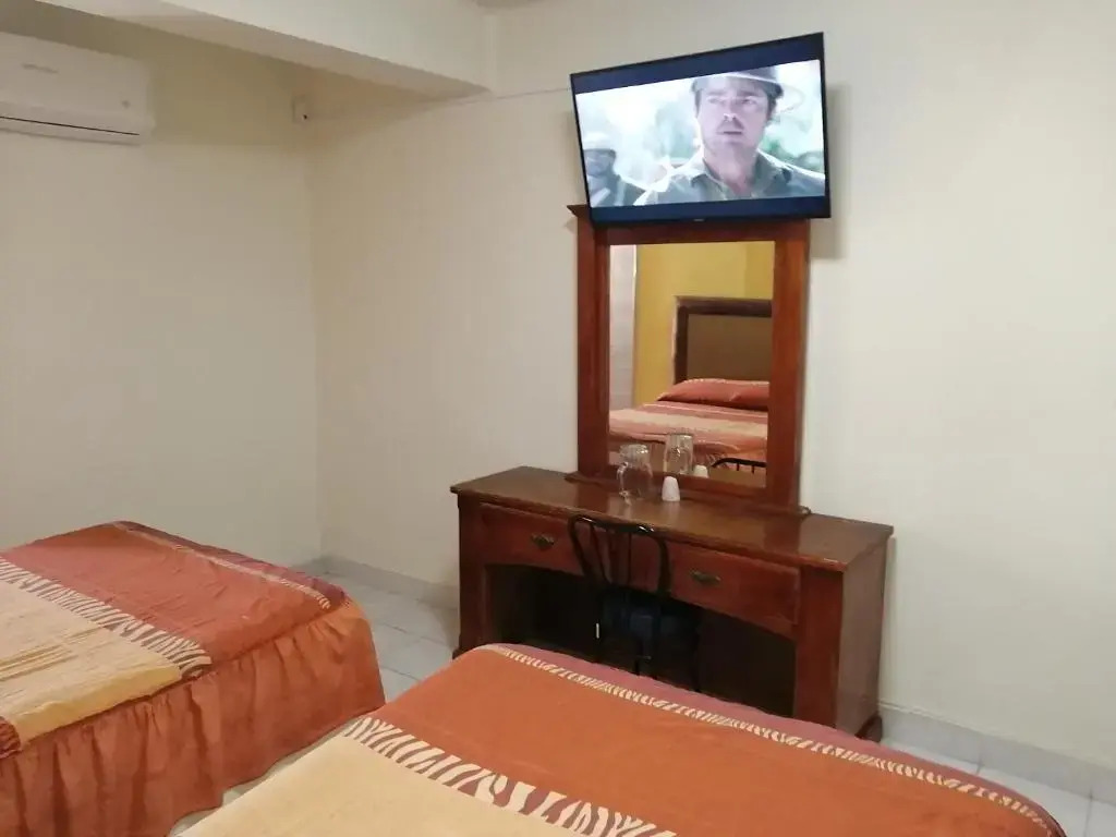 HOTEL BAEZA