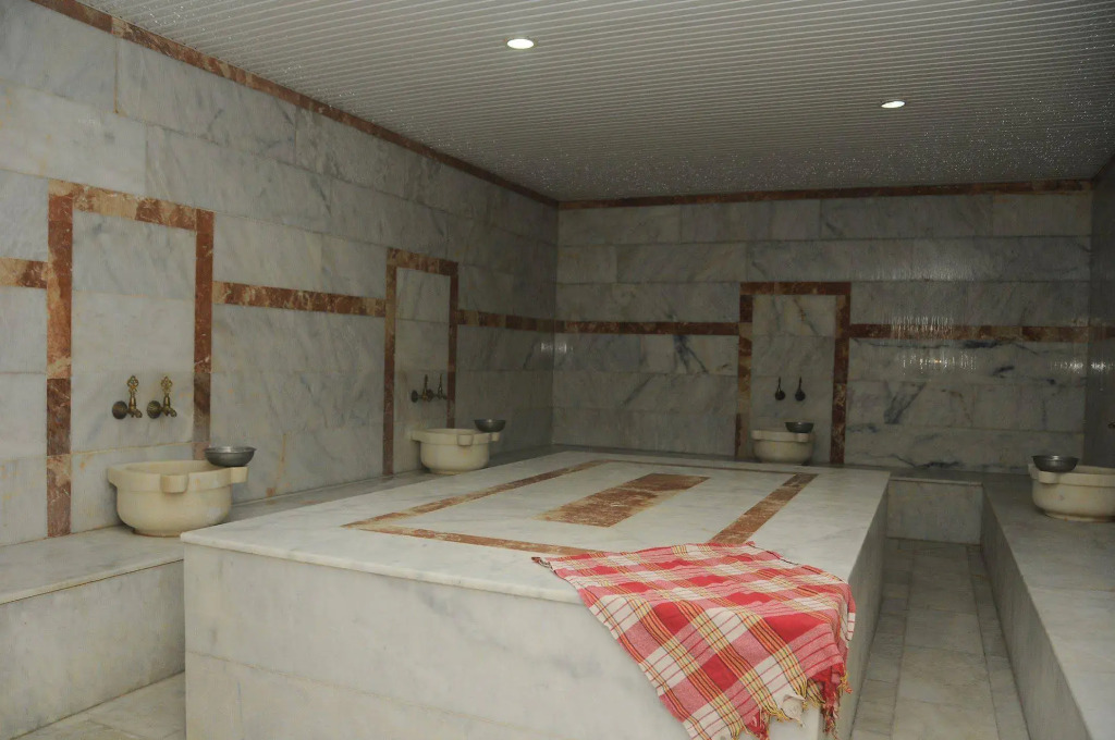 Emir Fosse Beach Hotel