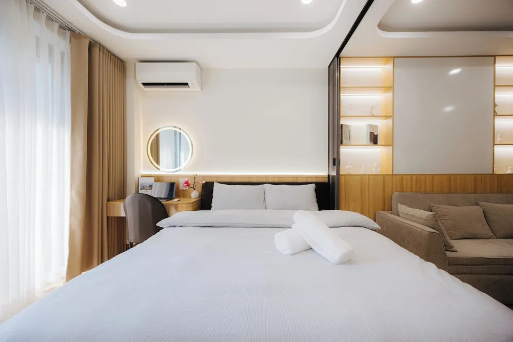 Wisteria Luxury Apartment Hanoi
