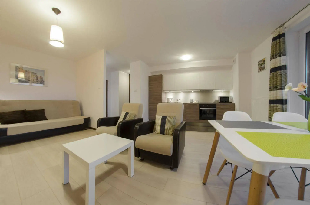 Apartments Chmielna Park by Noclegi Renters