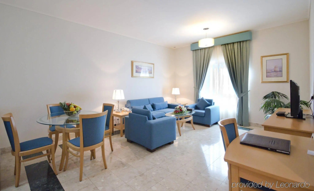 Отель Al Bustan Center & Residence