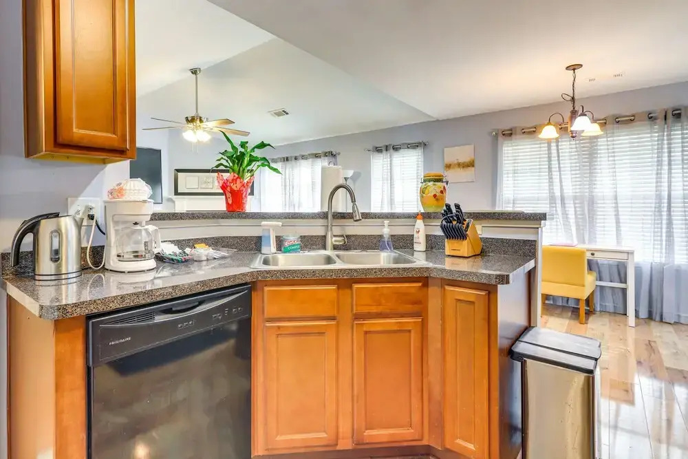Fayetteville Vacation Rental ~ 24 Mi to Atlanta!